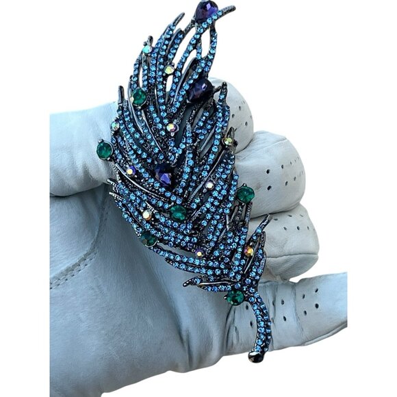 Unbranded Jewelry - old money‎ glam large rhinestone shoulder pin brooch 4in